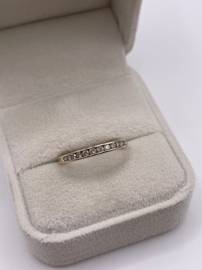 9ct gold diamond ring