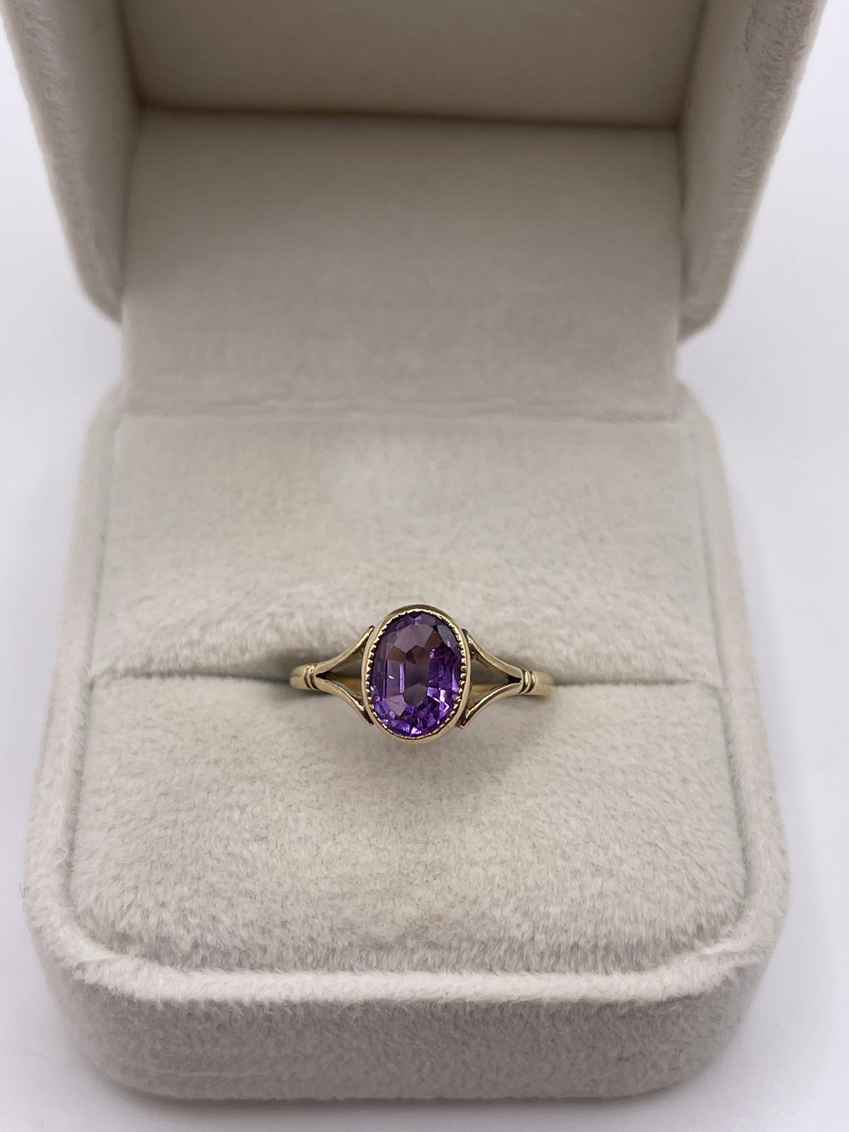 9ct gold amethyst ring