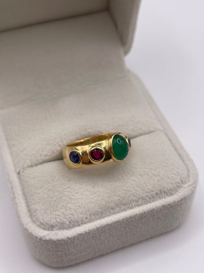 18ct gold cabochon emerald, ruby and sapphire ring