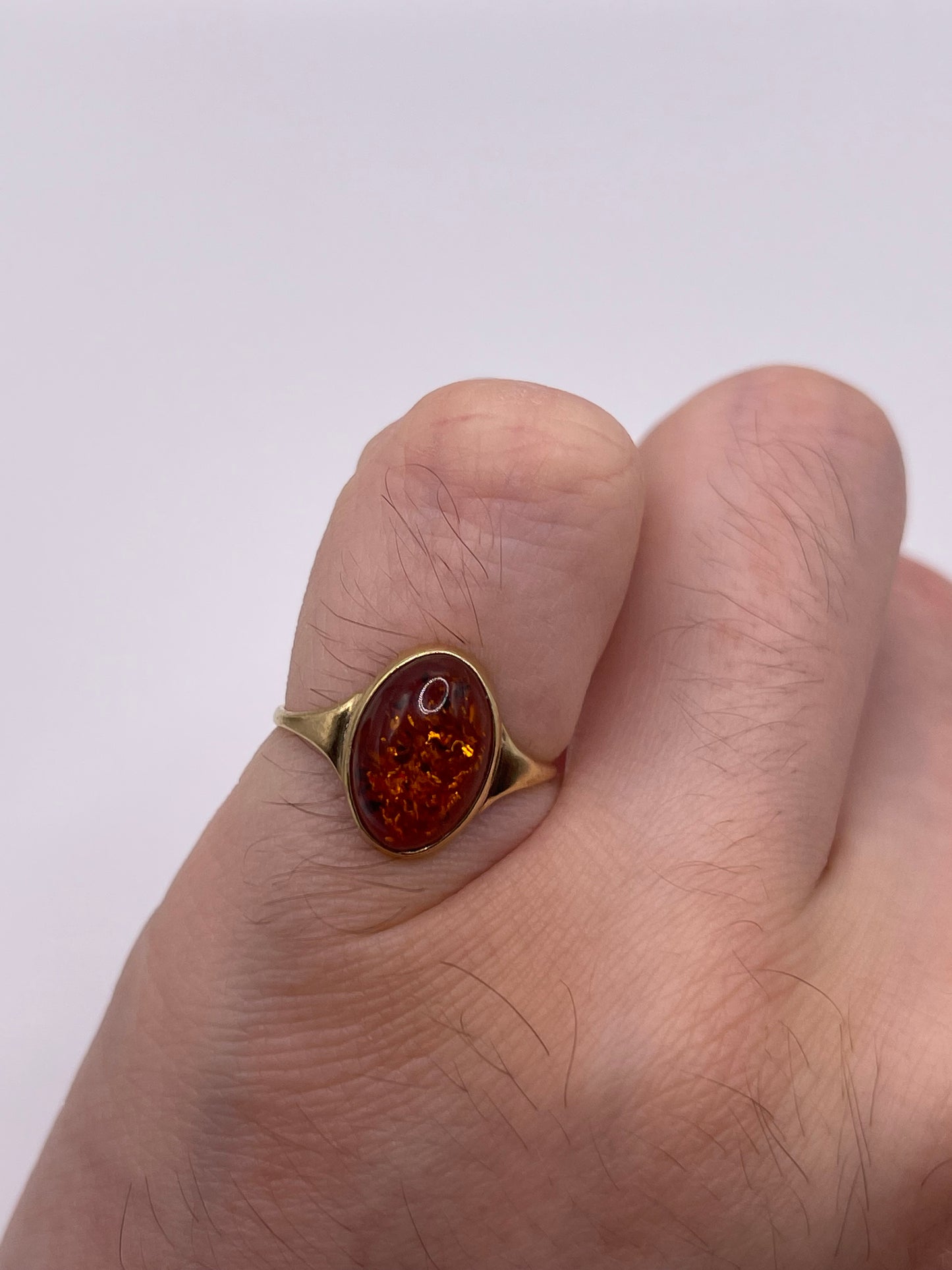 9ct gold amber ring