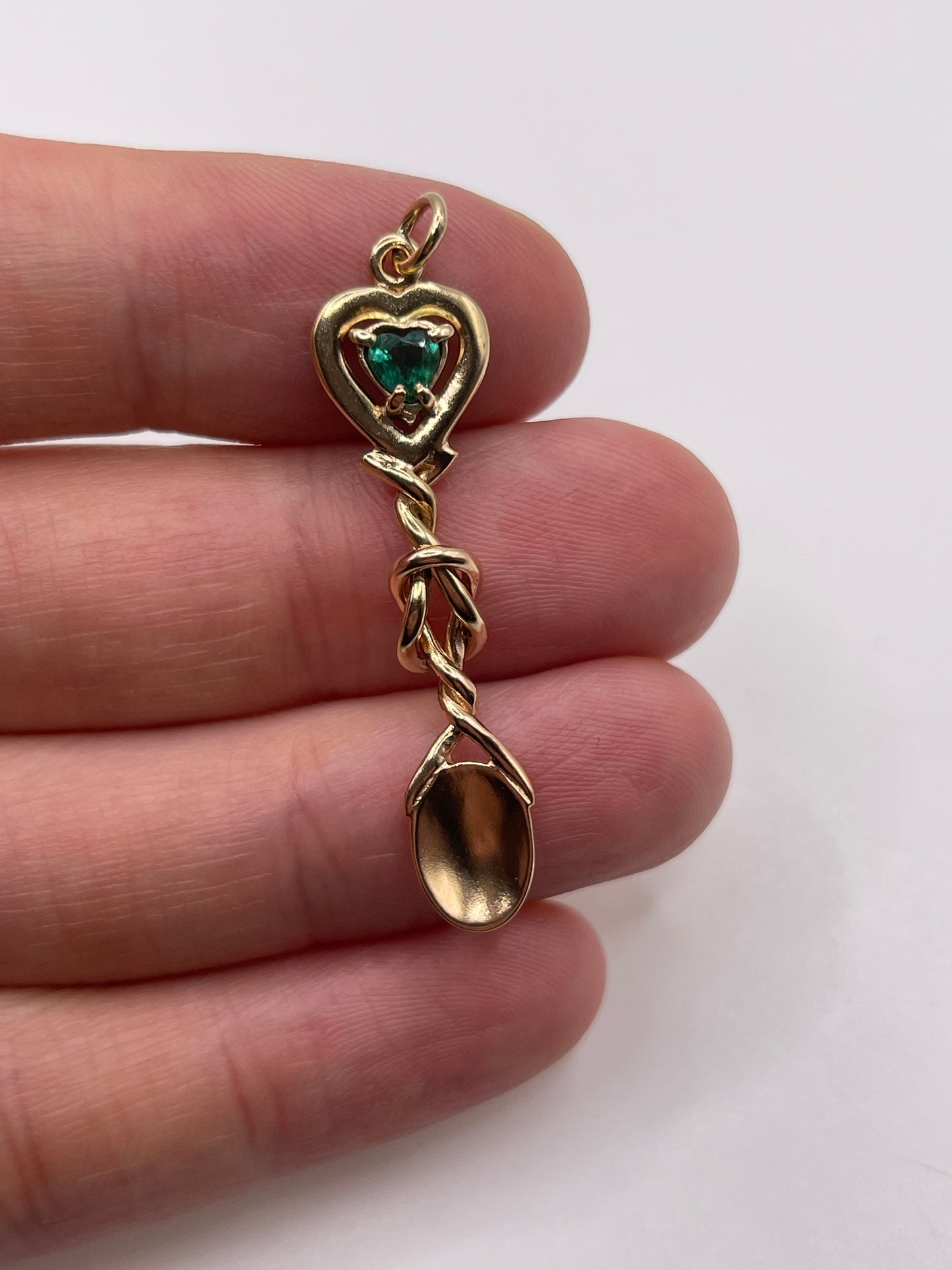 Clogau 9ct gold emerald pendant