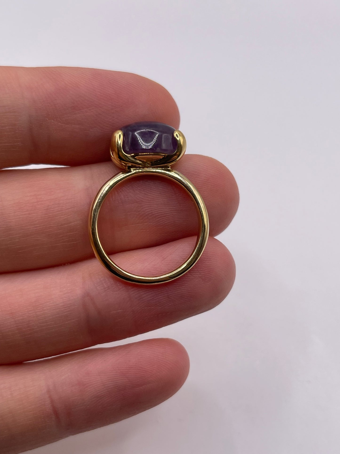 Silver cabochon amethyst ring