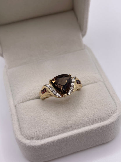 9ct gold Smokey quartz, garnet and diamond ring