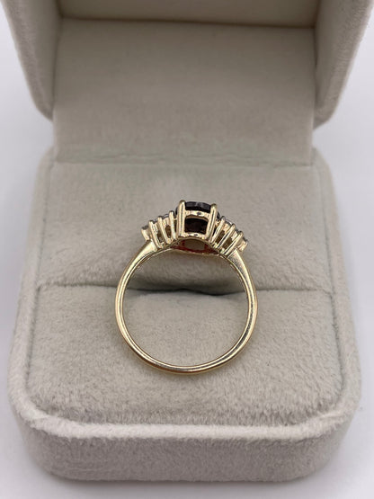 9ct gold garnet and zircon ring