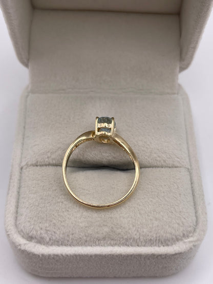 9ct gold aquamarine ring