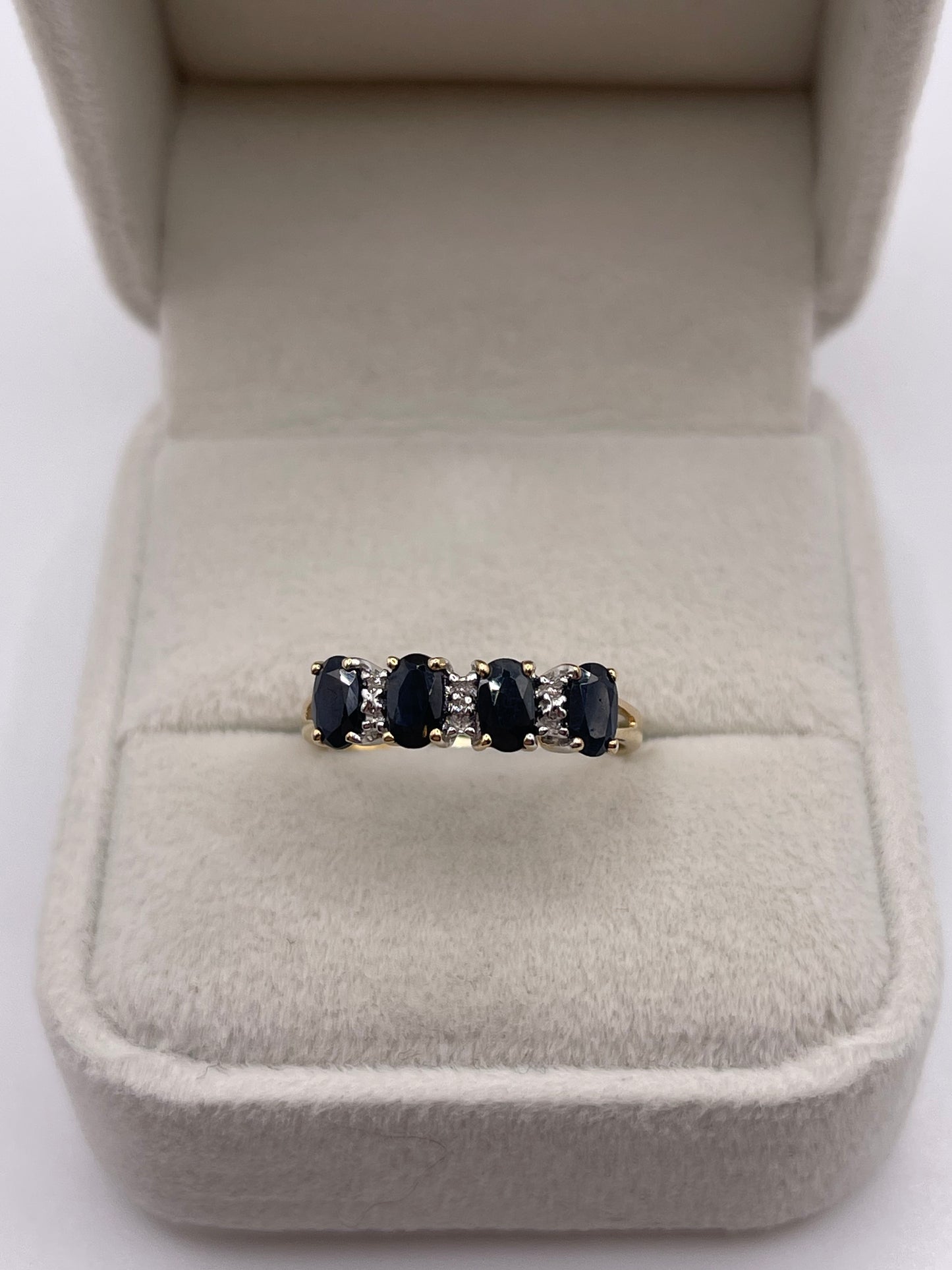 9ct gold sapphire and diamond ring