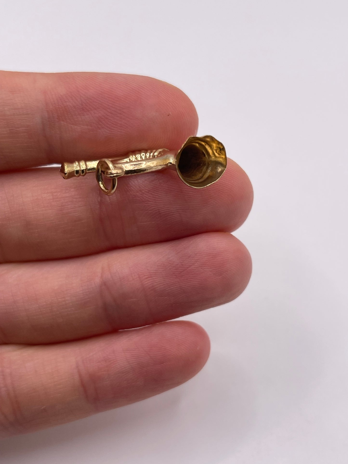 9ct gold instrument charm