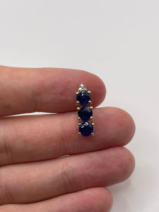 9ct gold kyanite and diamond pendant