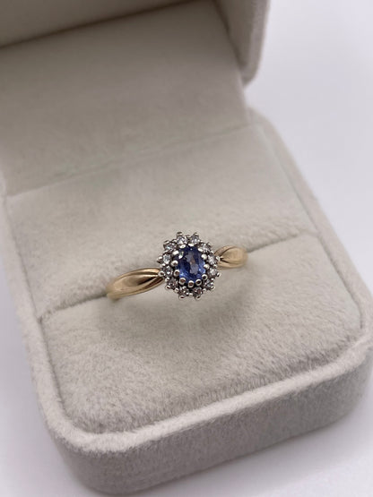 9ct gold sapphire and diamond ring