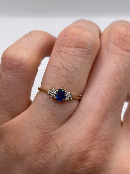 9ct gold sapphire and diamond ring