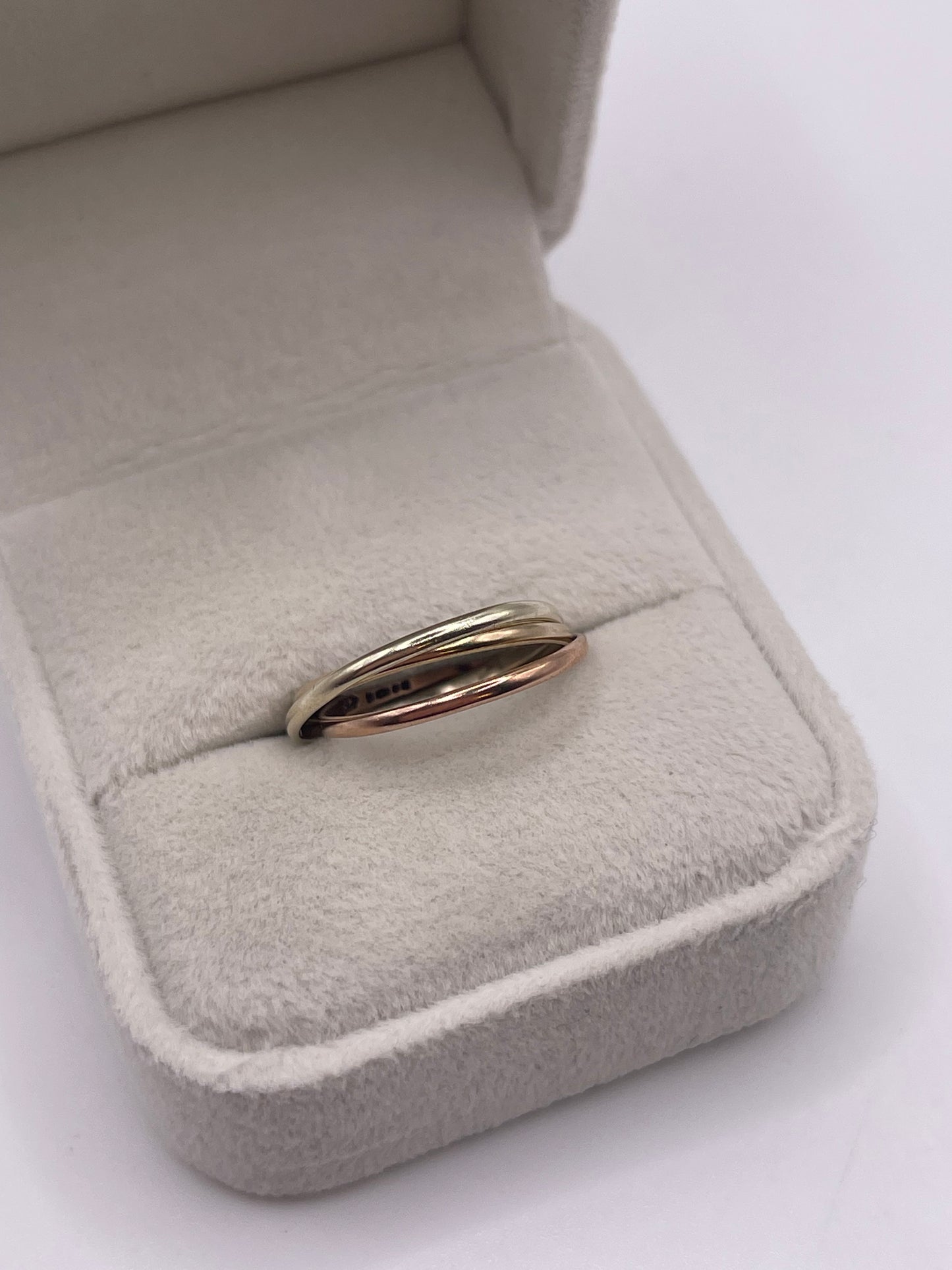 9ct tri gold ring