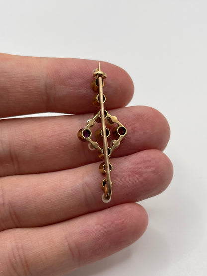 Antique 15ct gold amethyst and pearl brooch