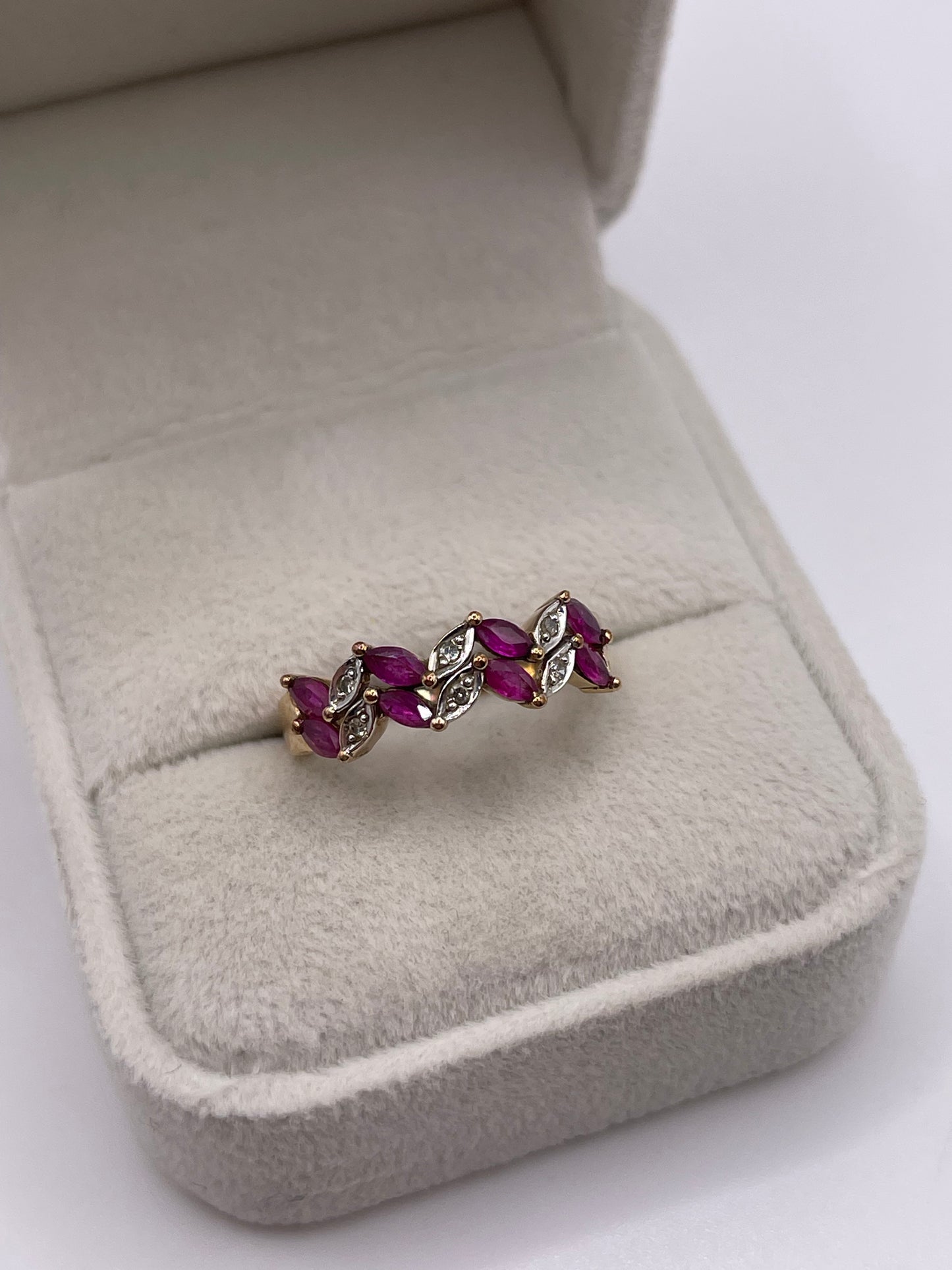 9ct gold ruby and diamond ring