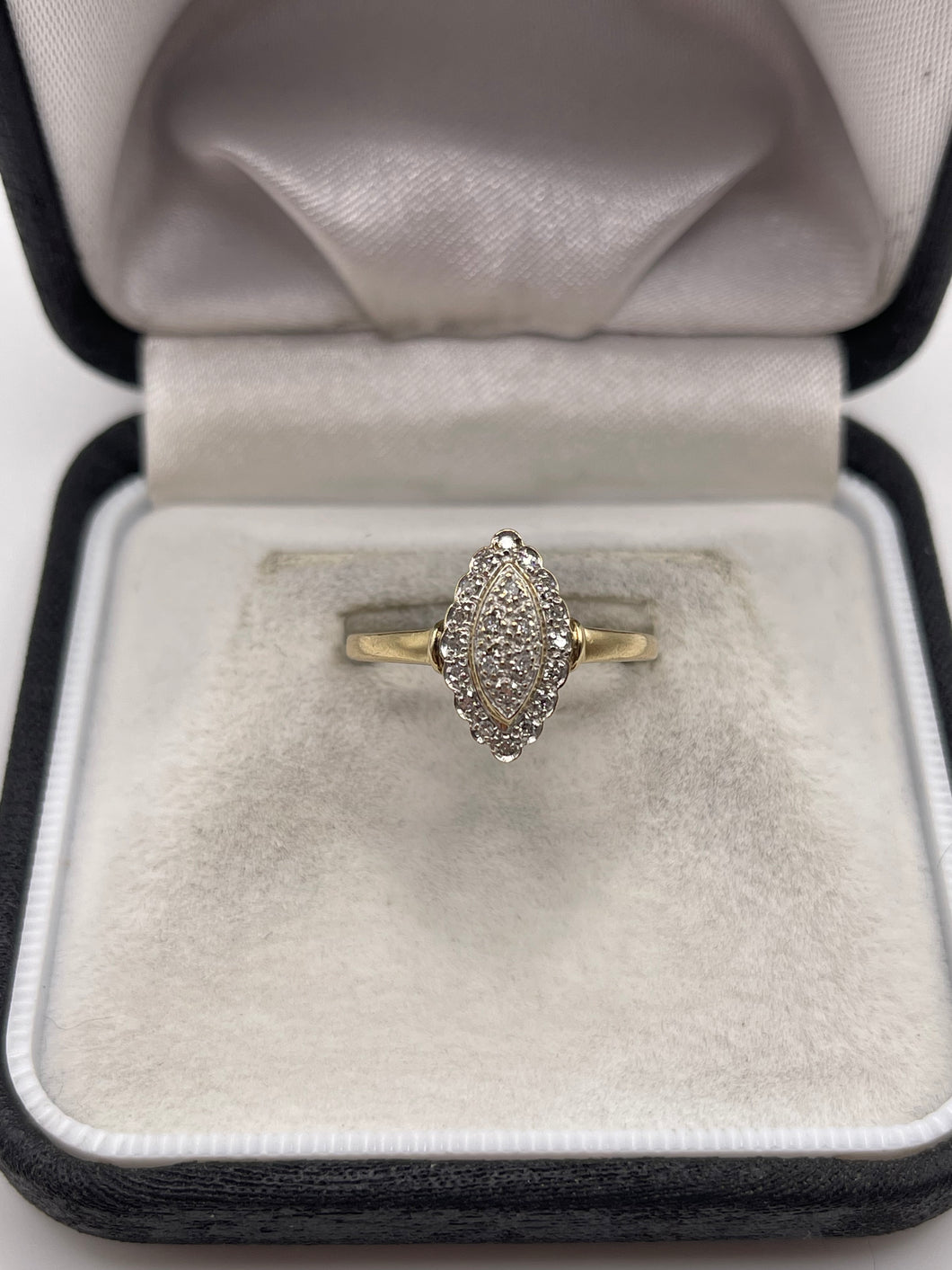 9ct gold diamond ring