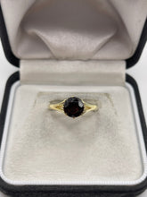 Load image into Gallery viewer, 9ct gold garnet ring
