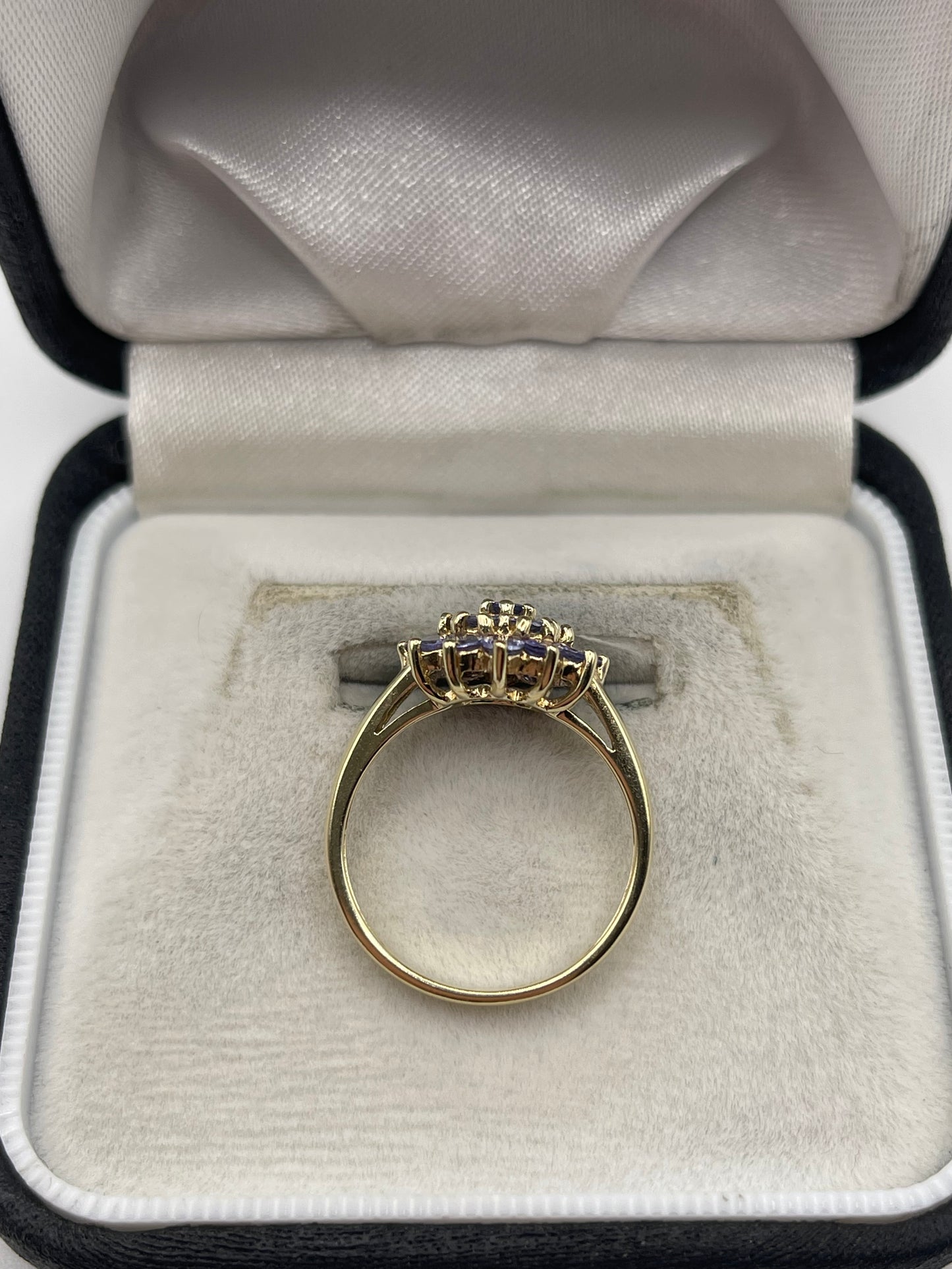 9ct gold tanzanite cluster ring