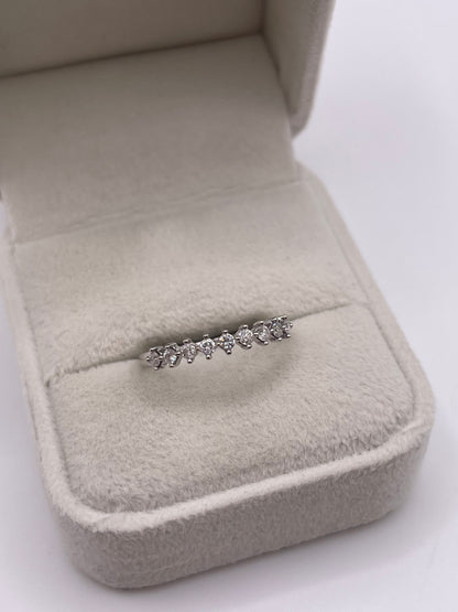 9ct white gold diamond ring