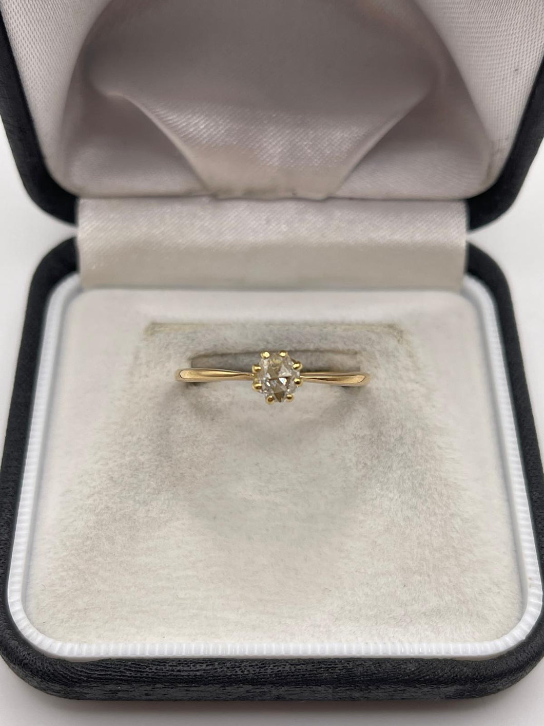 18ct gold rose cut diamond ring