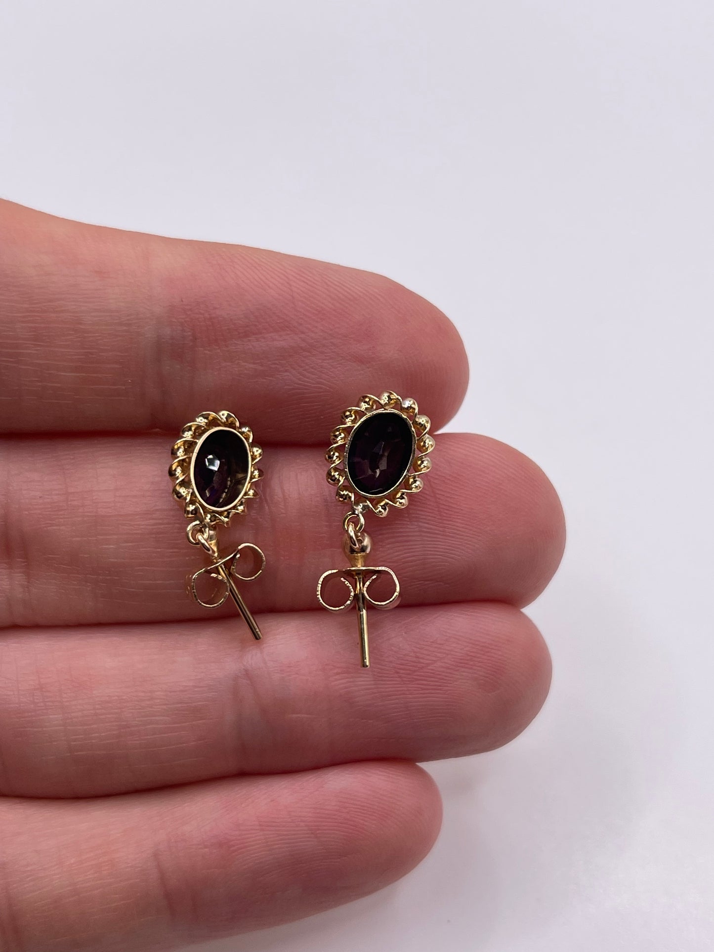 9ct gold amethyst earrings