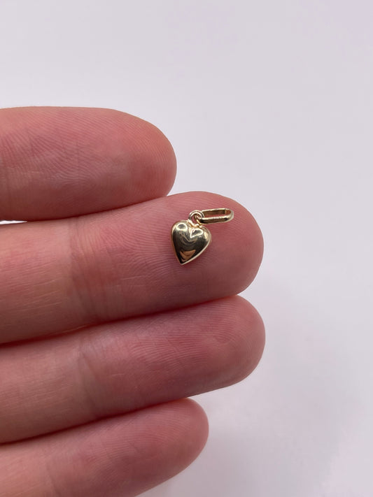 9ct gold heart charm