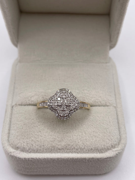 9ct gold diamond cluster ring