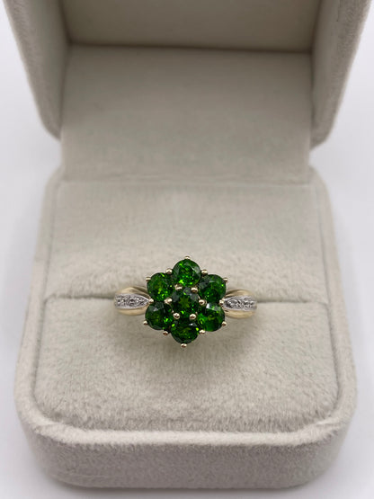 9ct gold diopside and diamond ring