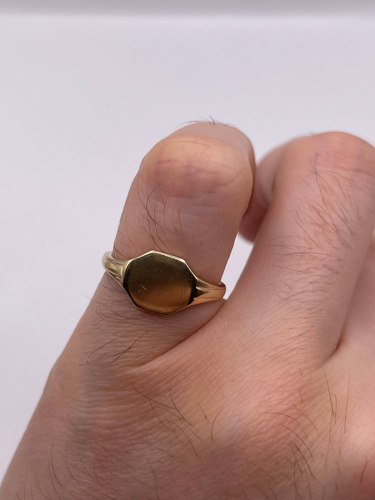 9ct gold signet ring