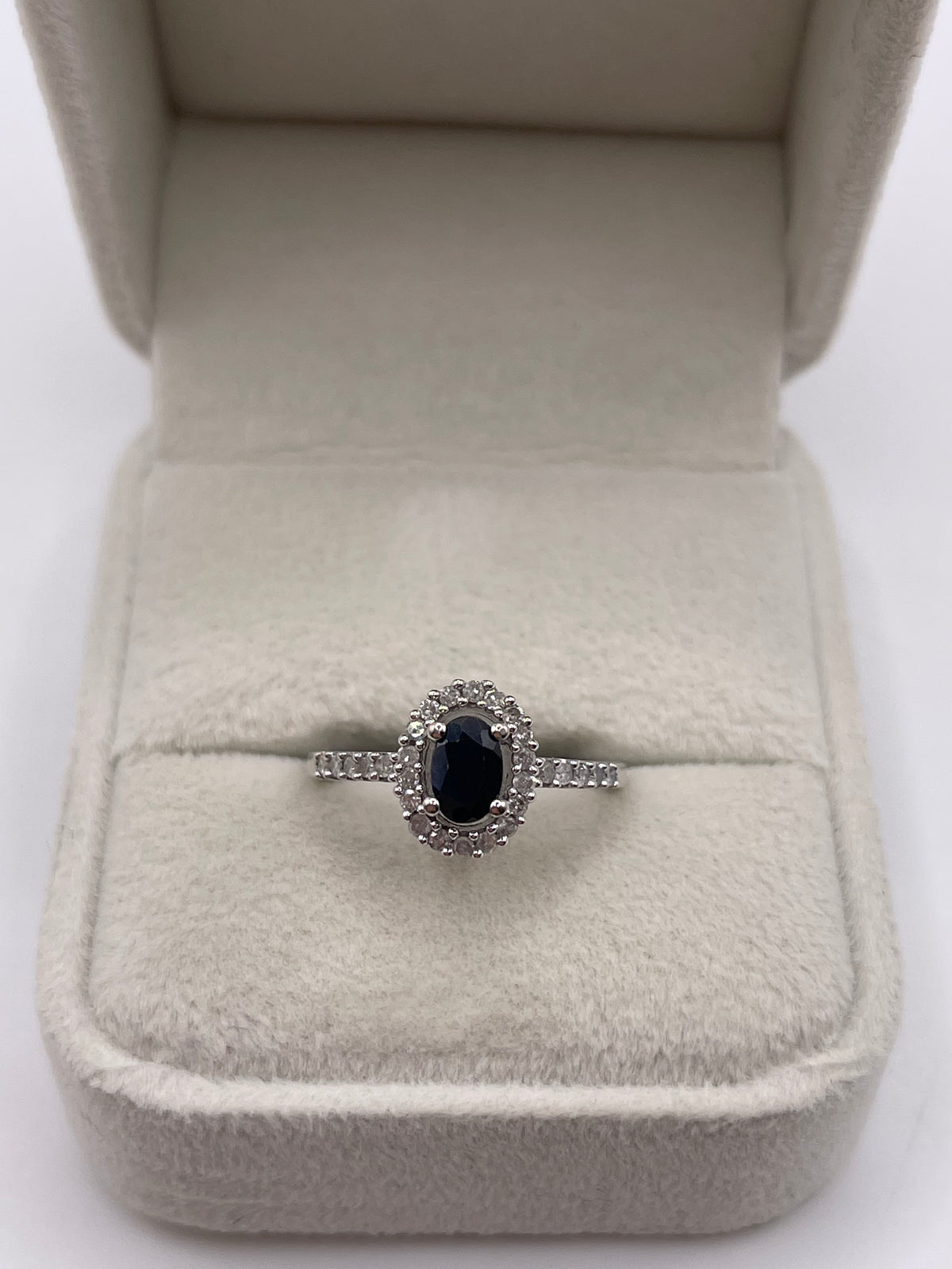 9ct white gold sapphire and diamond ring