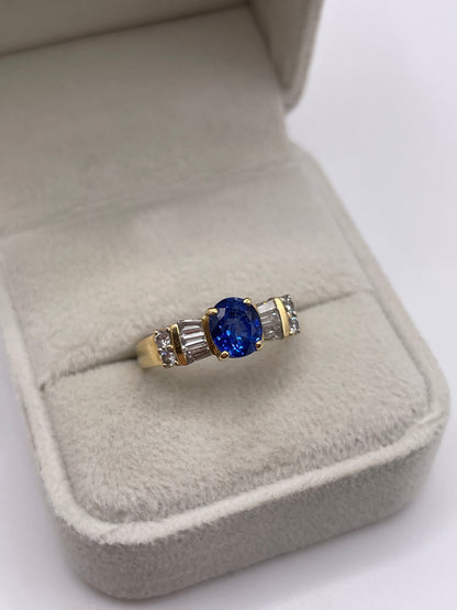 18ct gold sapphire and diamond ring