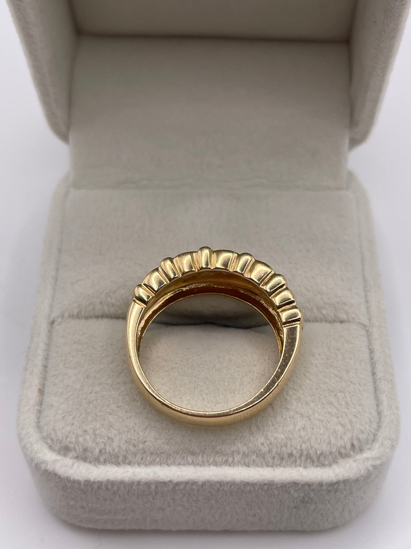14ct gold diamond cluster bamboo ring