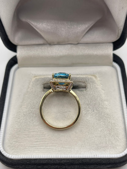 9ct gold blue topaz and diamond ring