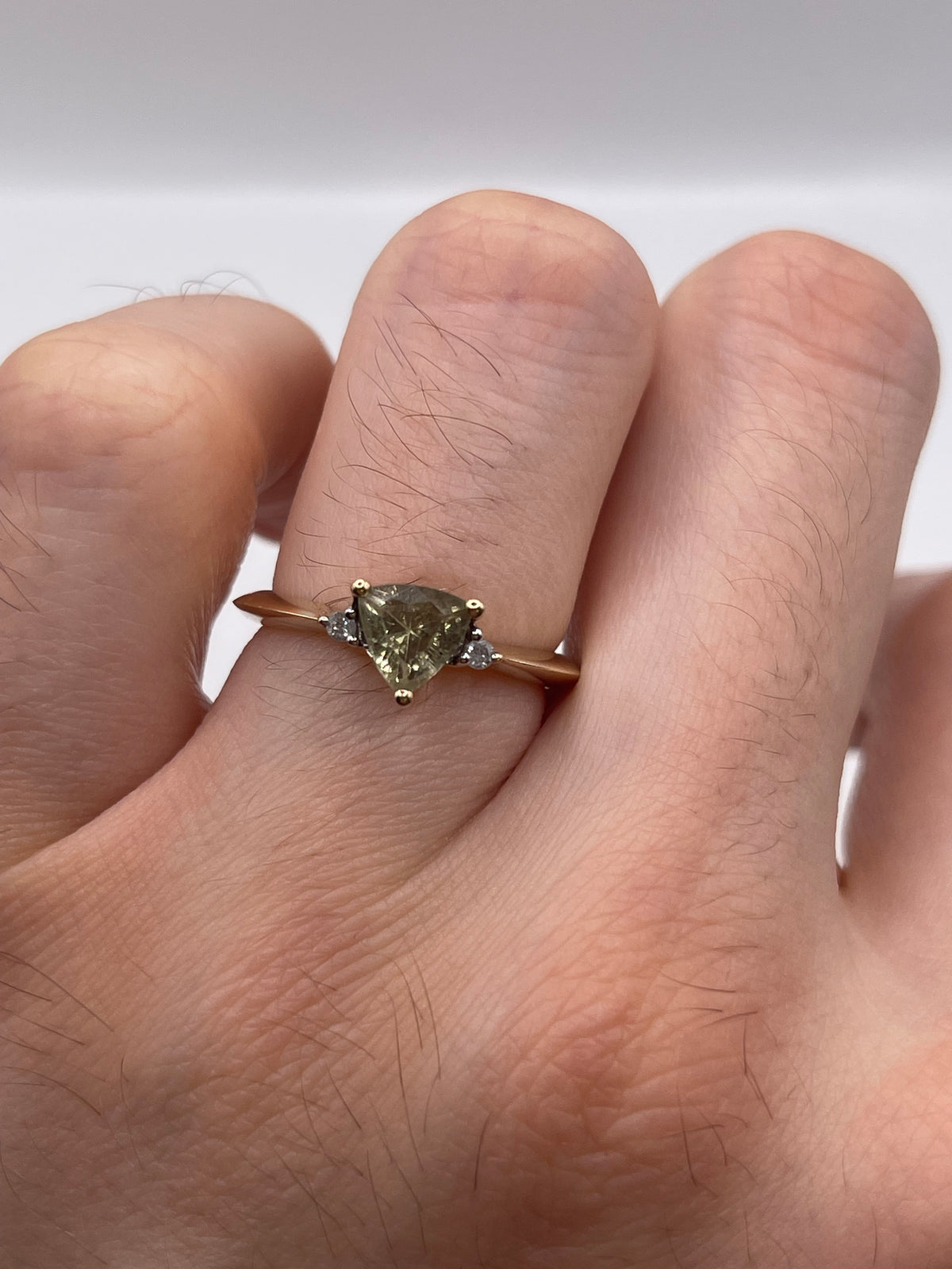 9ct gold quartz and diamond ring