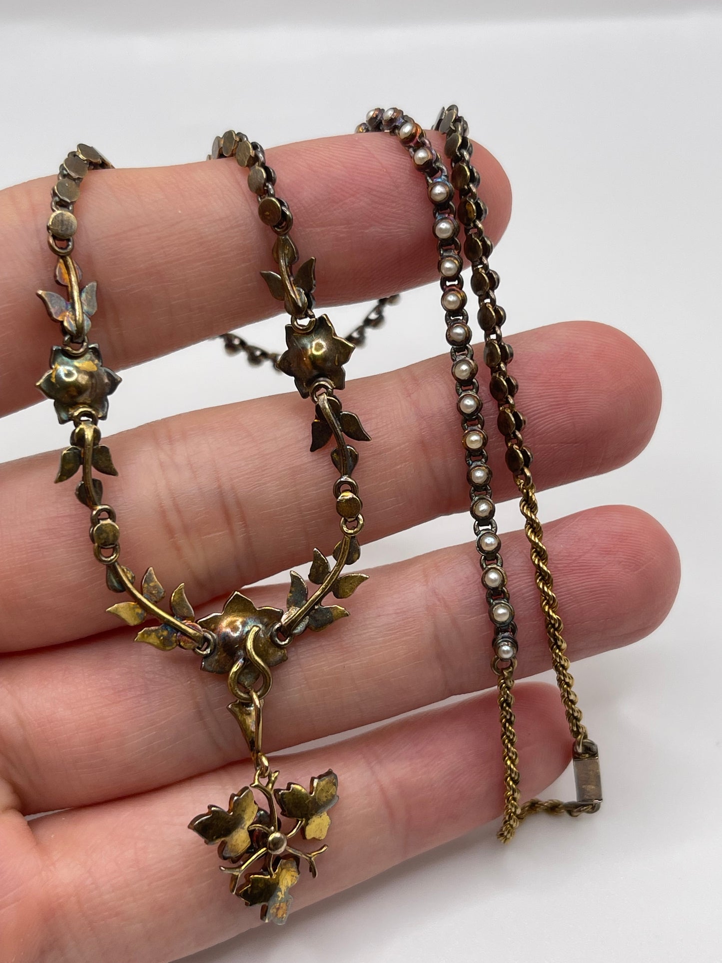 Antique 15ct gold pearl necklace