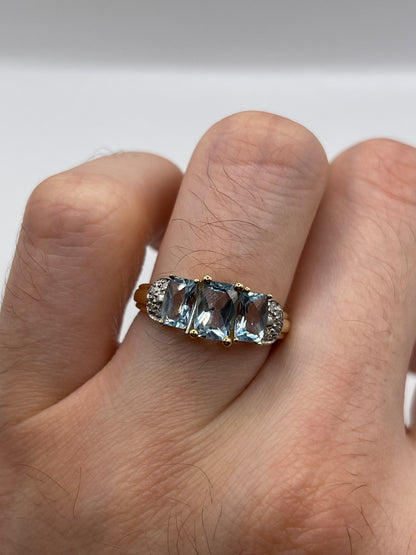 9ct gold topaz and diamond ring