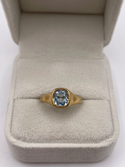 Antique 18ct gold aquamarine ring
