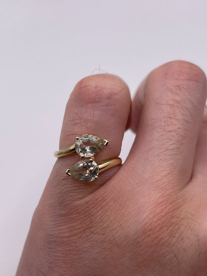 9ct gold quartz ring