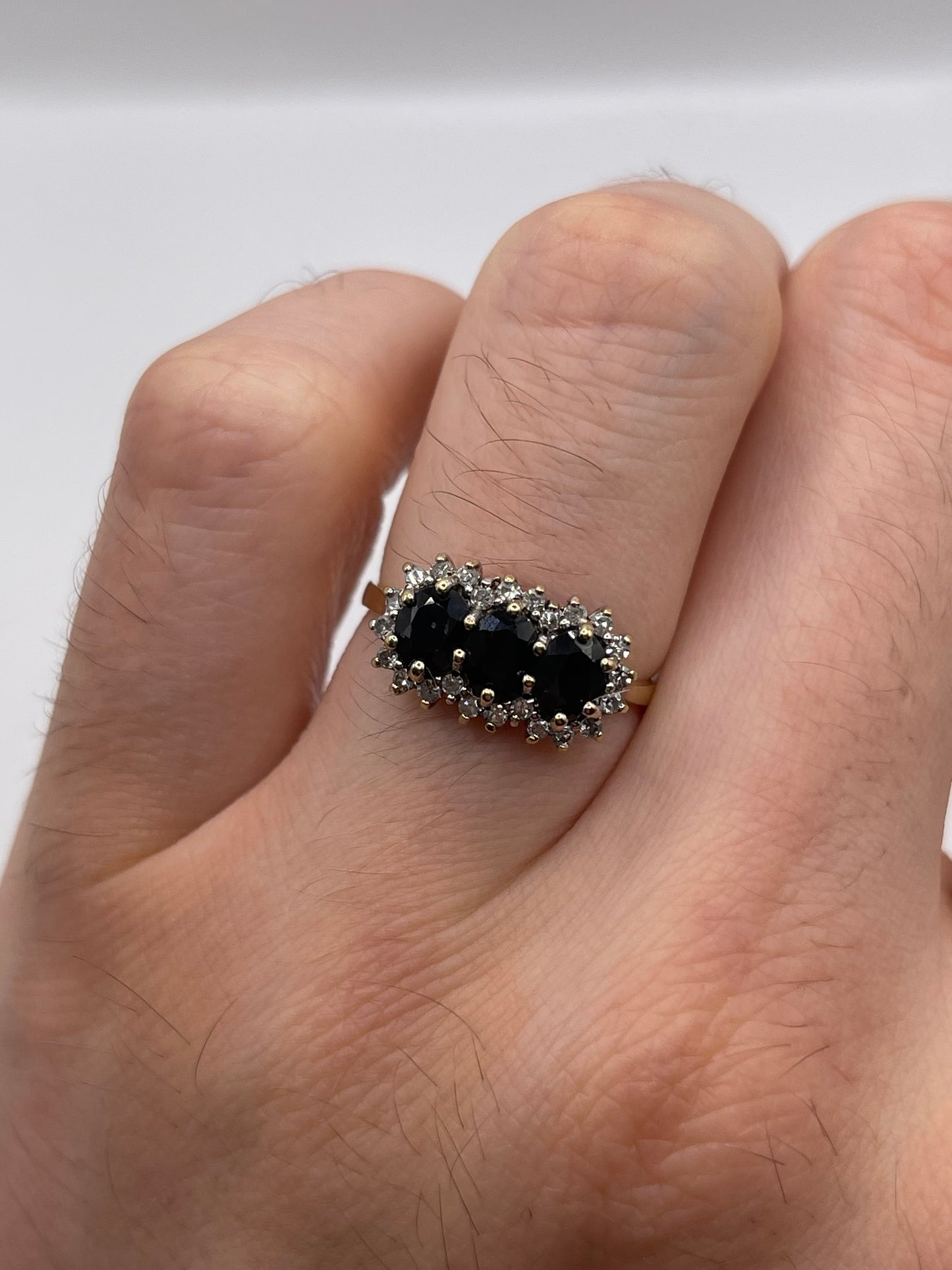 9ct gold sapphire and diamond ring