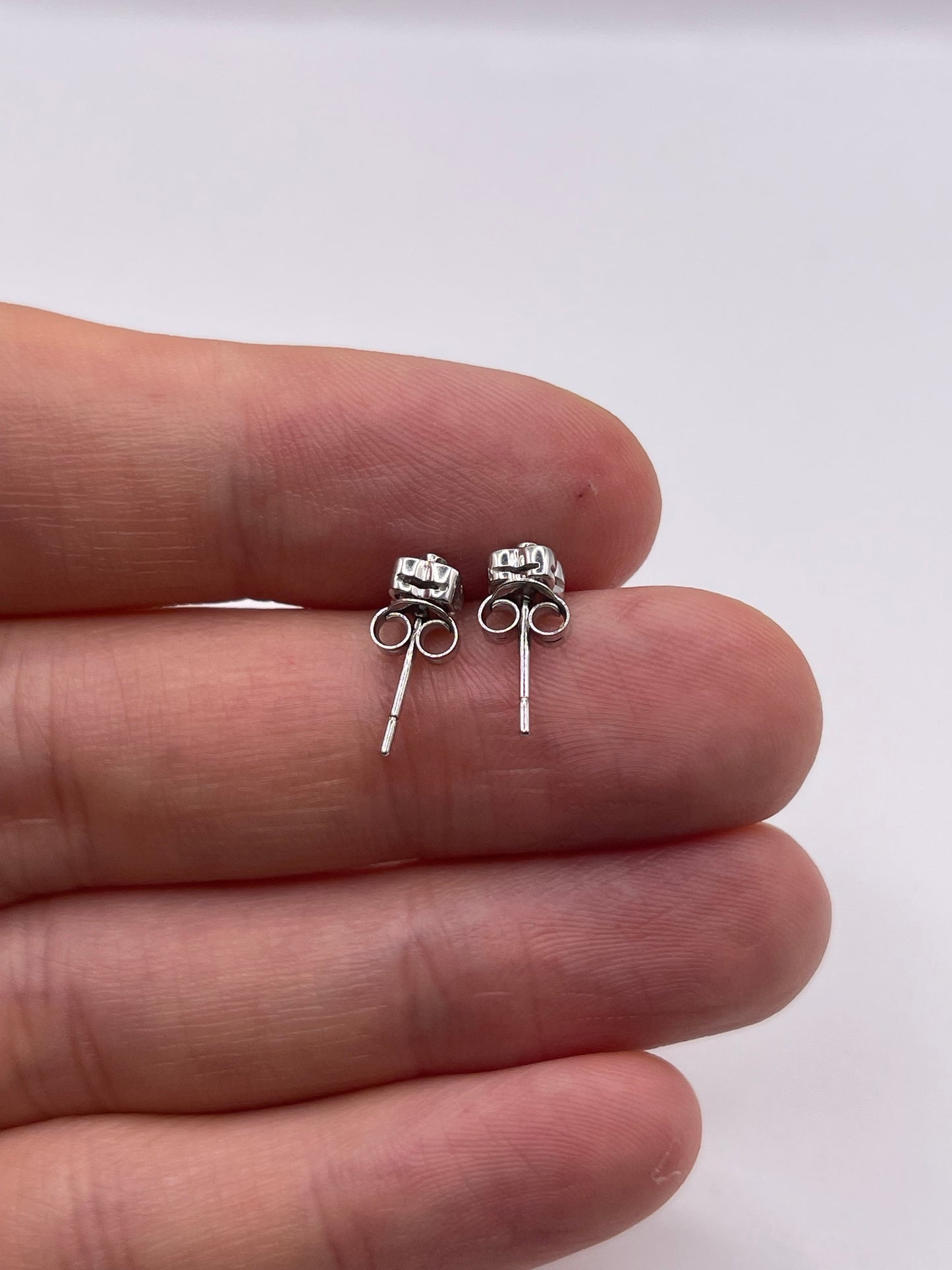 9ct white gold diamond earrings