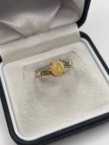 9ct gold opal and alexandrite ring