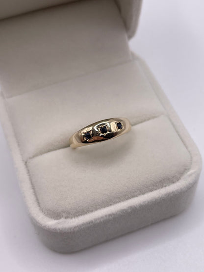 9ct gold sapphire gypsy ring