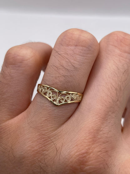 9ct gold wishbone ring
