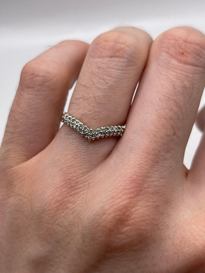 9ct gold diamond wishbone ring