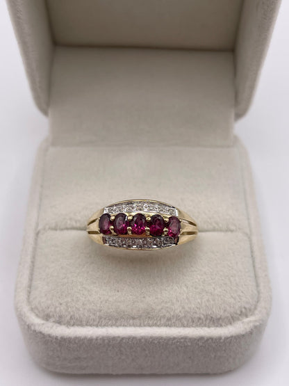 9ct gold garnet and diamond ring