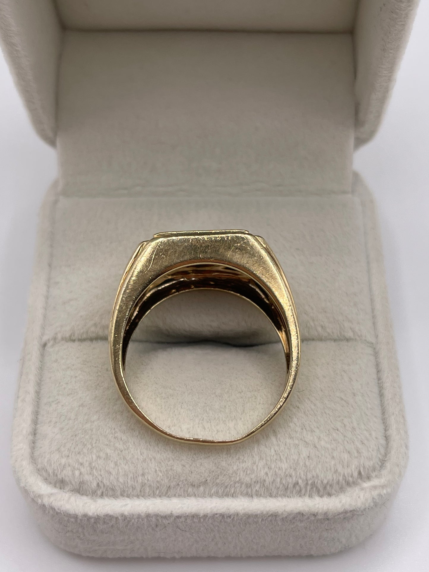 9ct gold diamond signet ring