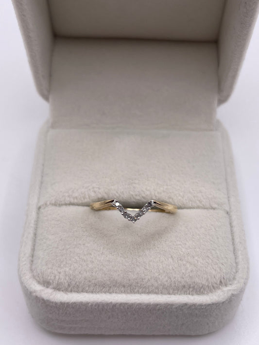 9ct gold diamond wishbone ring