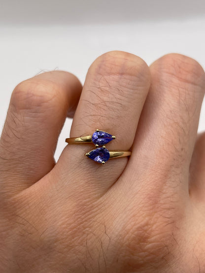 9ct gold tanzanite ring
