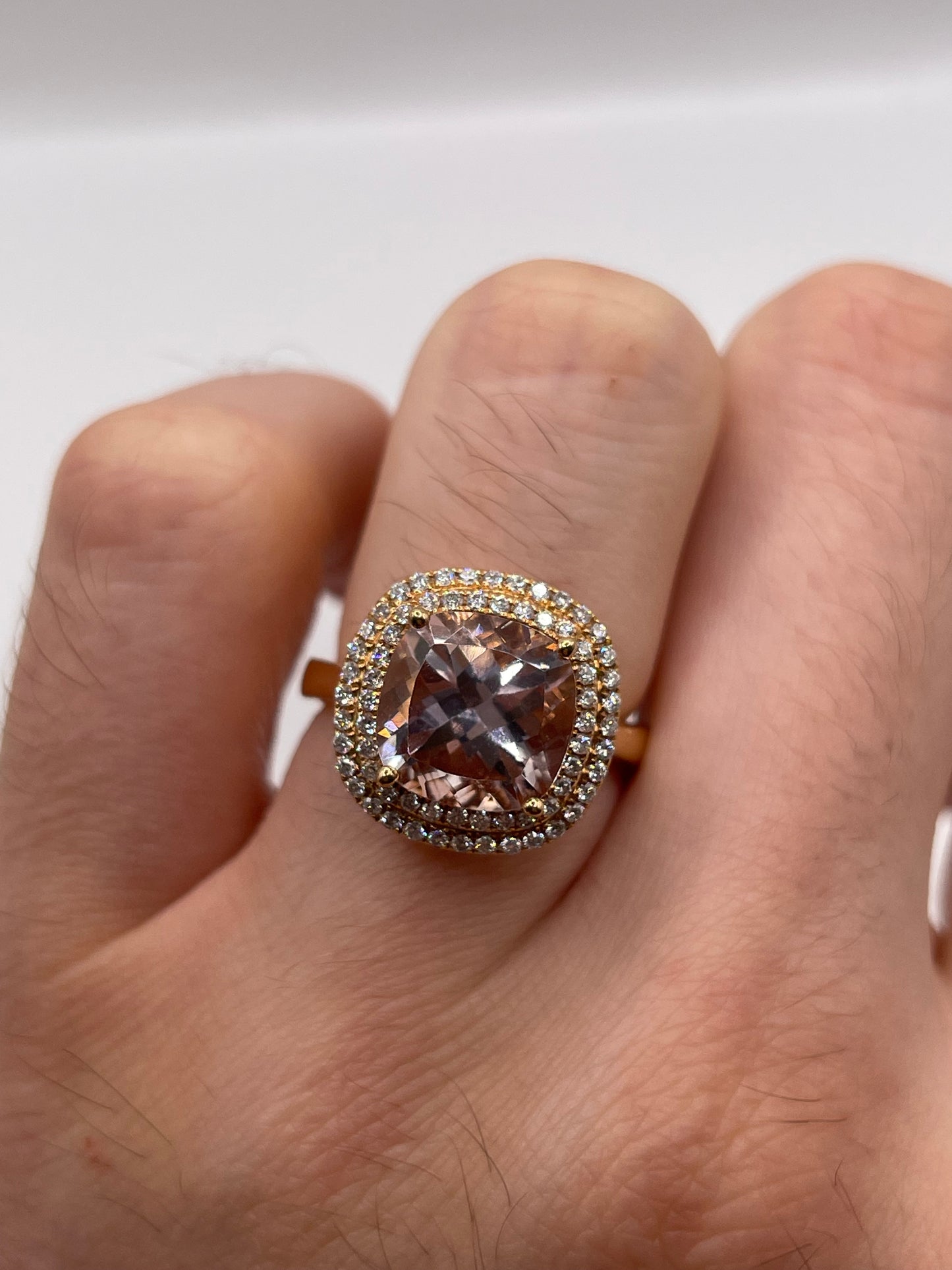 18ct rose gold morganite and diamond ring