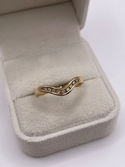 9ct gold diamond wishbone ring