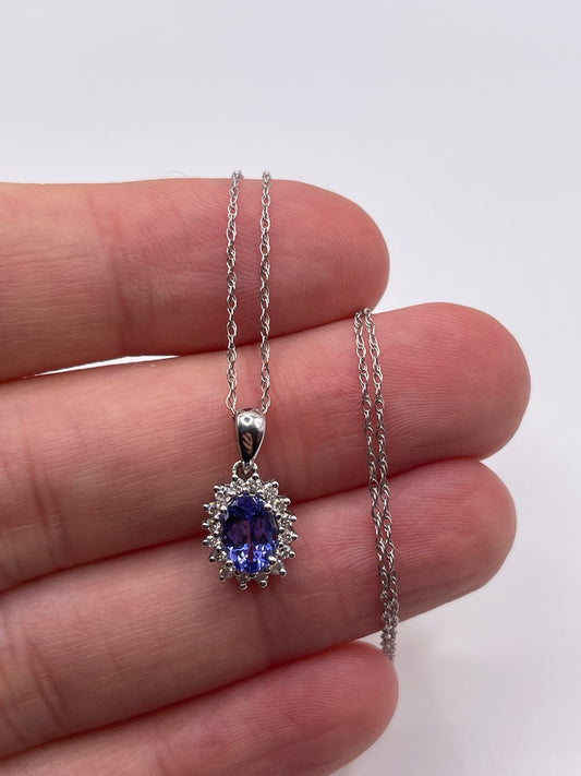 18ct white gold tanzanite and diamond necklace