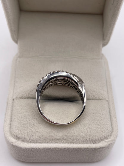 18ct white gold diamond cluster ring